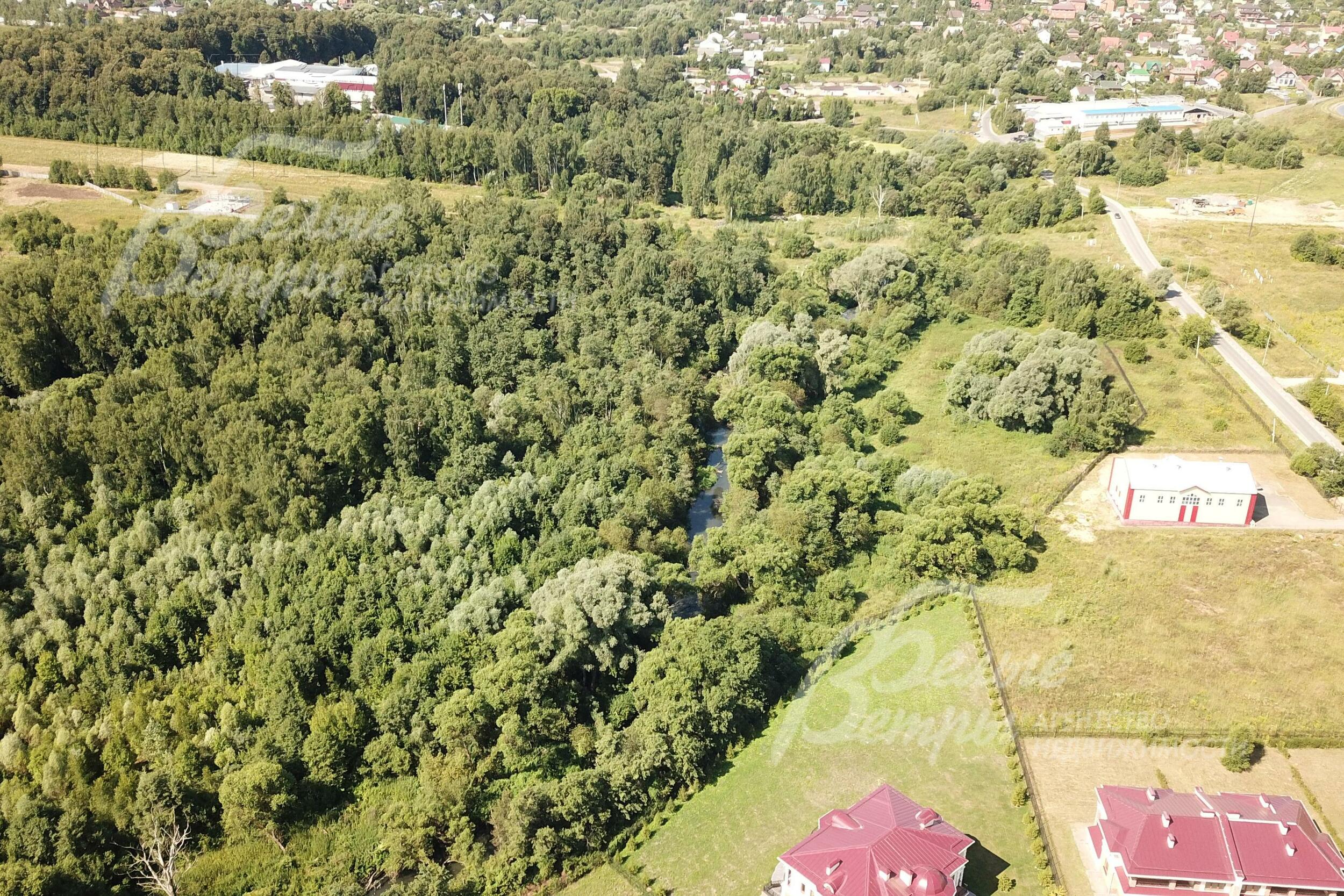 2-этажный коттедж 460 м² без отделки