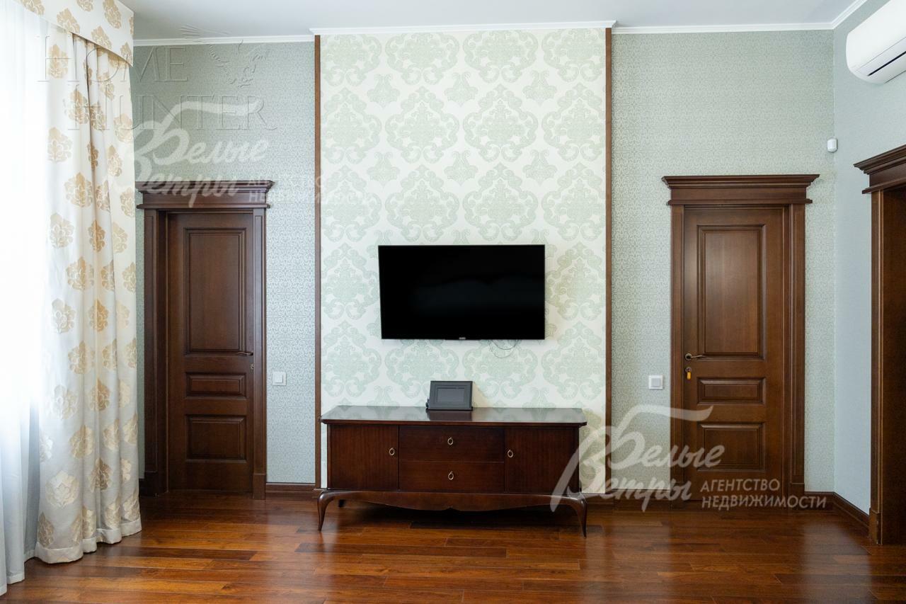 2-этажный коттедж 550 м² с отделкой