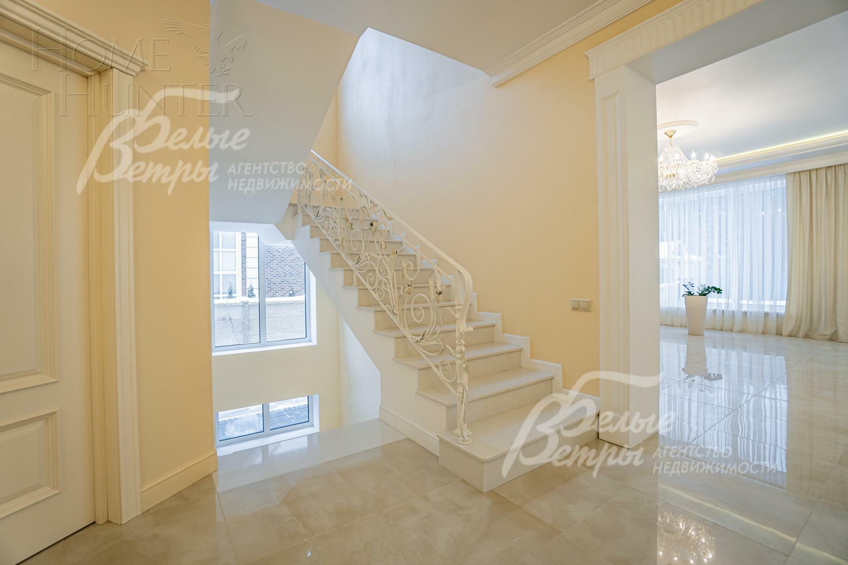 2-этажный коттедж 453 м² с отделкой