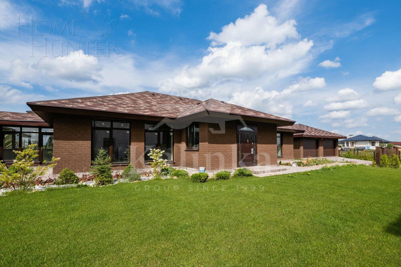 1-этажный коттедж 520.9 м² без отделки