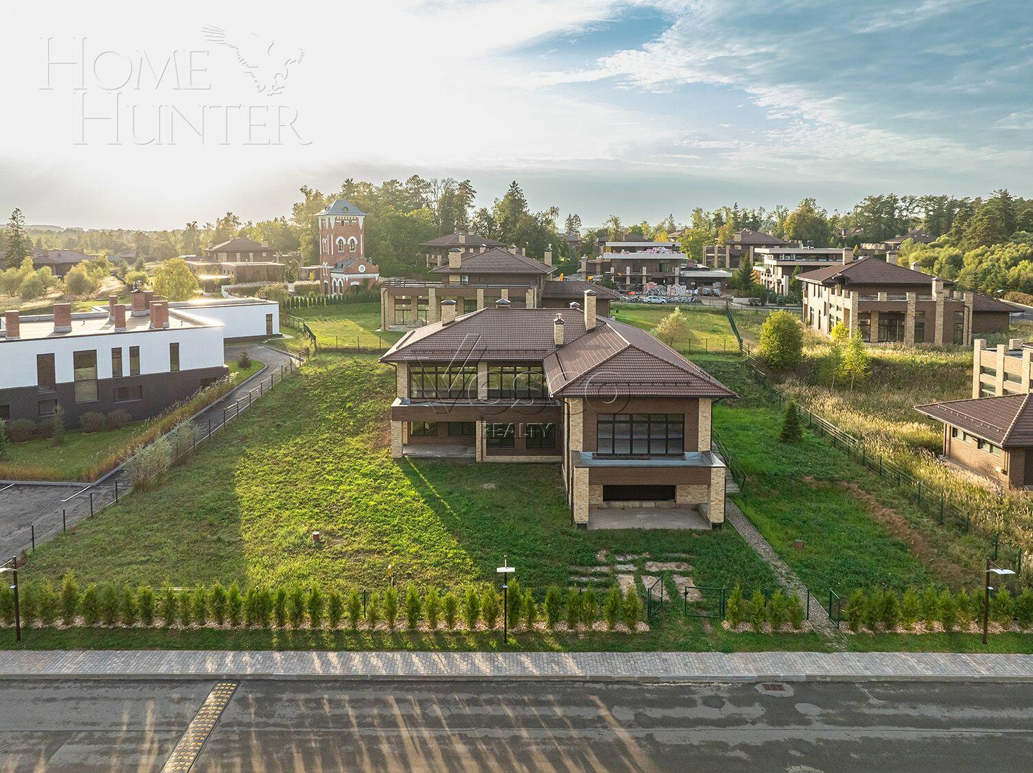 2-этажный коттедж 750 м² без отделки