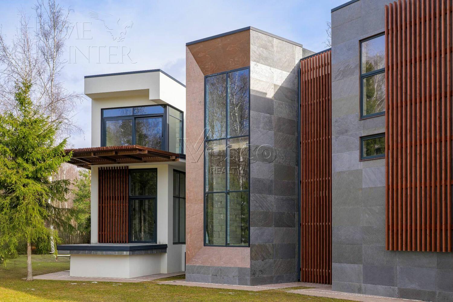 2-этажный коттедж 1 400 м² без отделки