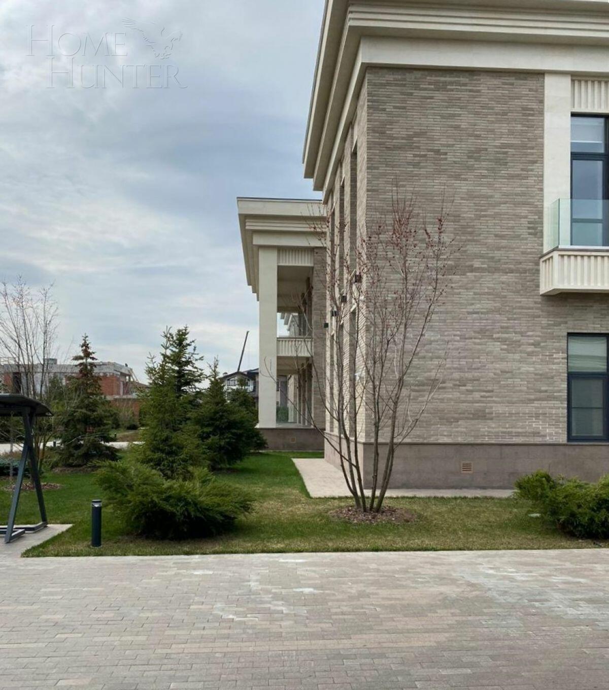 2-этажный коттедж 1 133 м² без отделки