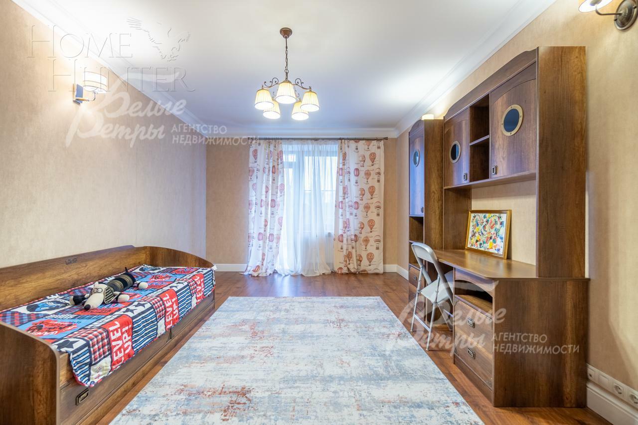 3-этажный коттедж 746 м² с отделкой