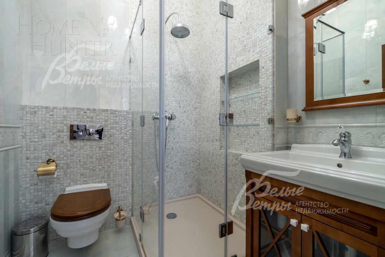 2-этажный коттедж 550 м² с отделкой