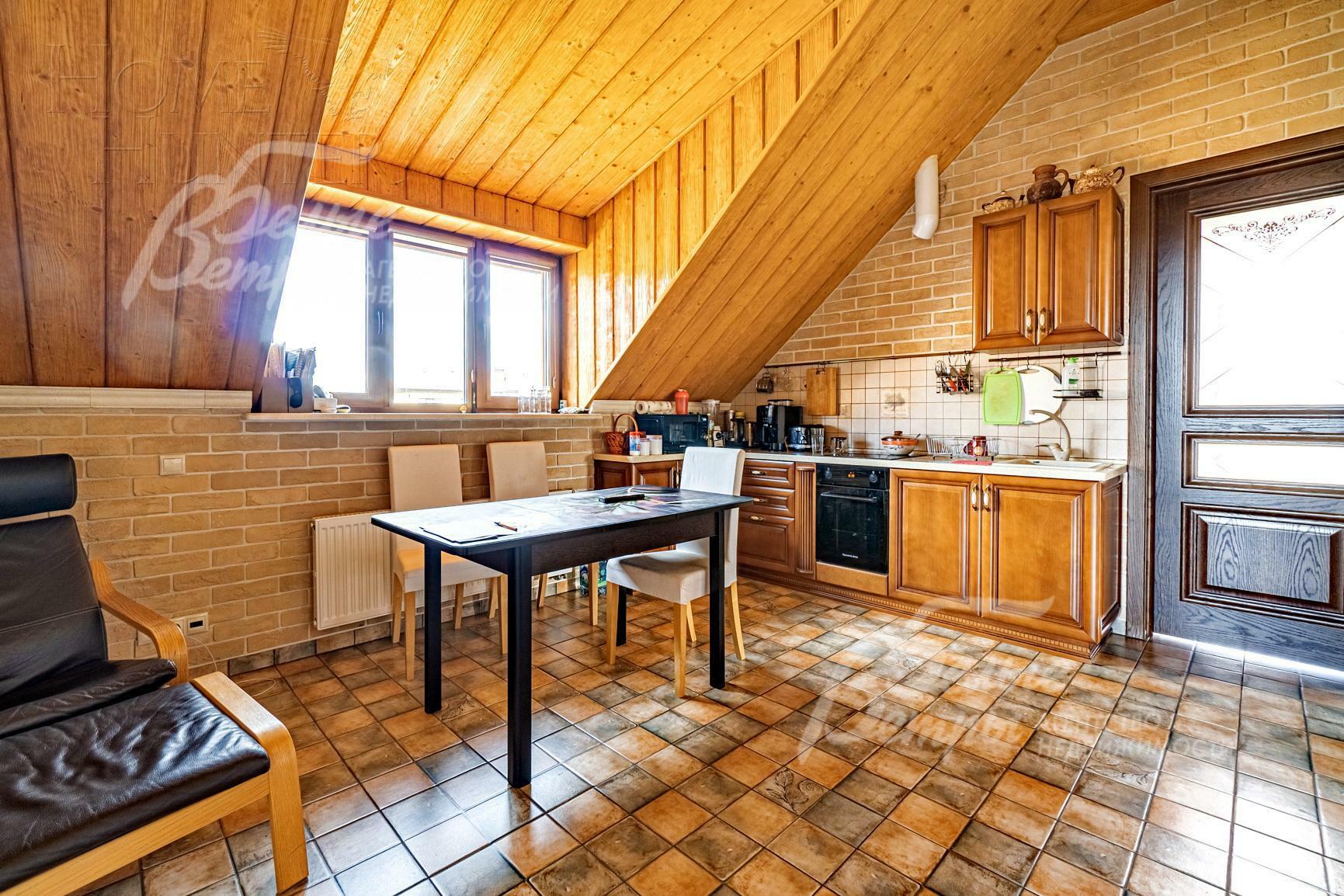 2-этажный коттедж 600 м² без отделки