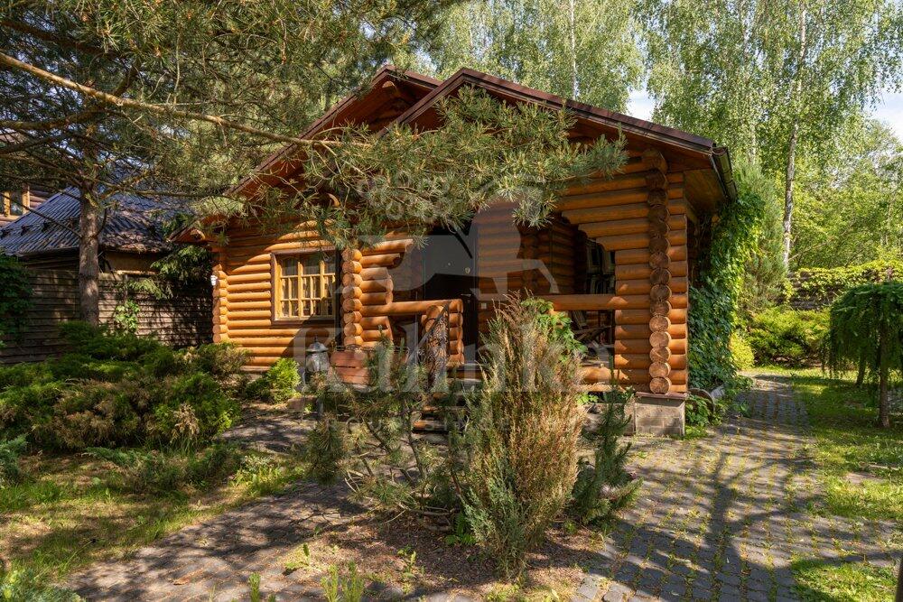 2-этажный коттедж 320 м² с отделкой