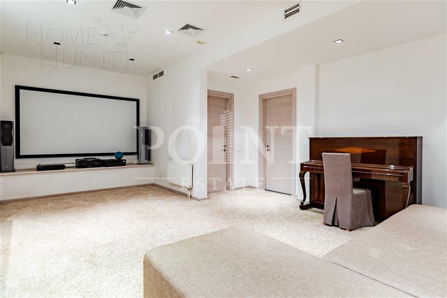 3-этажный таунхаус 335 м² с отделкой