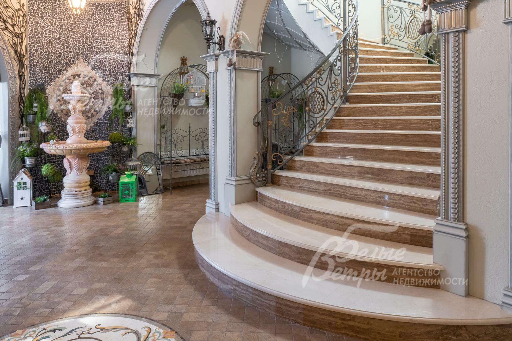 3-этажный коттедж 720 м² с отделкой