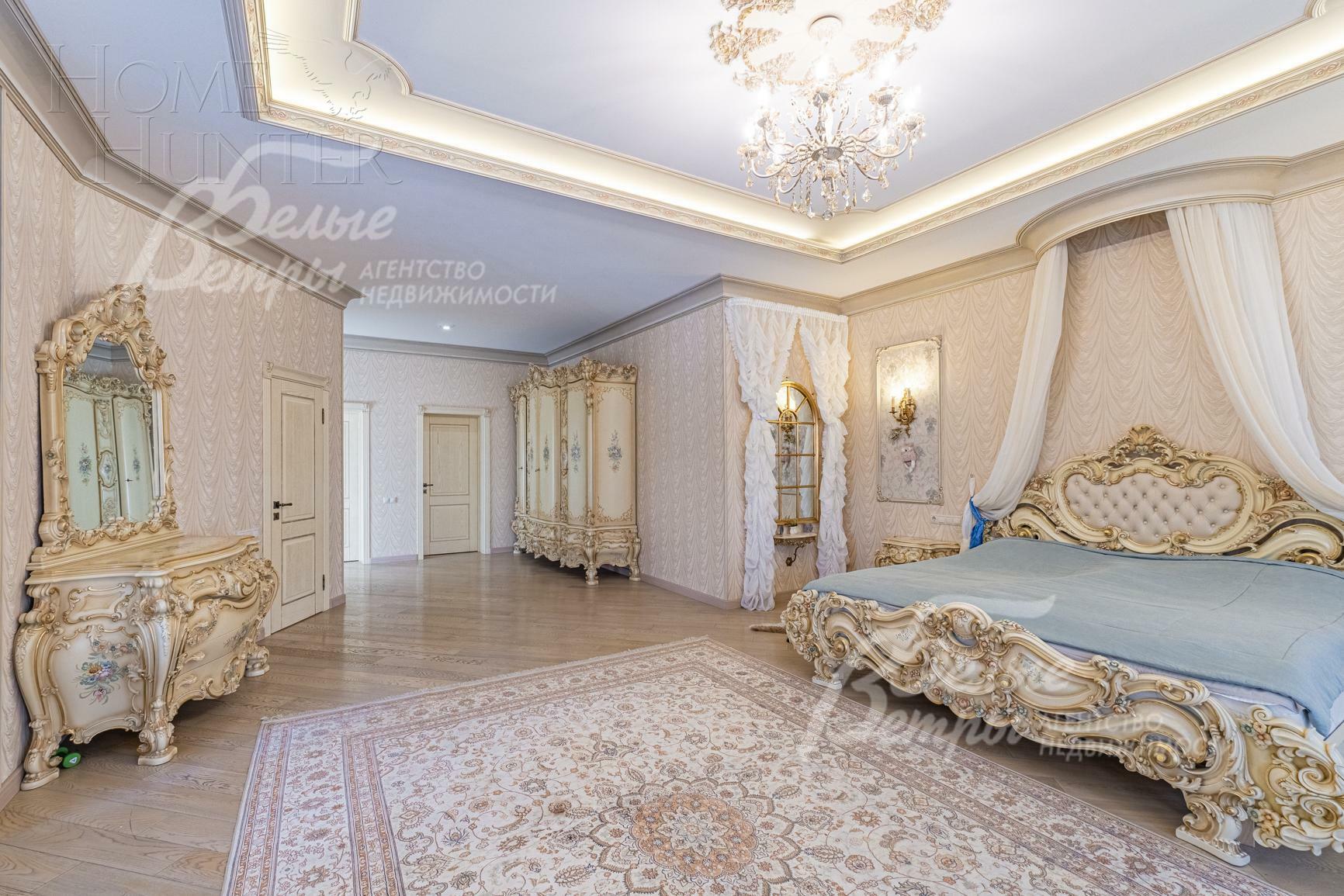3-этажный коттедж 720 м² с отделкой