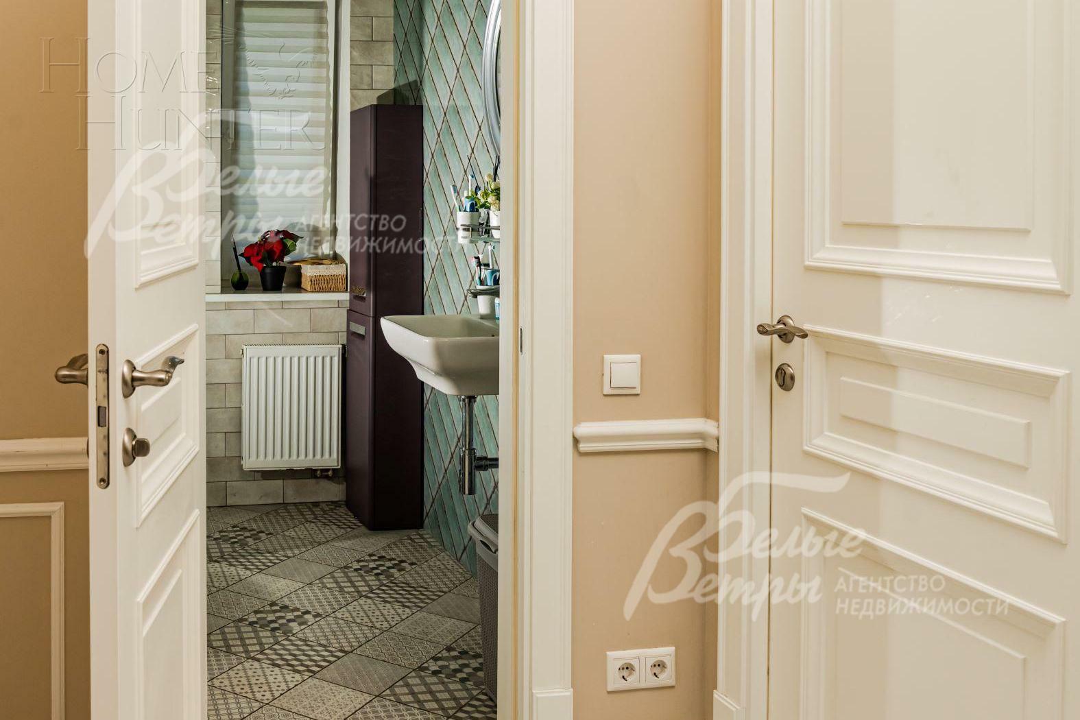 3-этажный коттедж 331 м² с отделкой