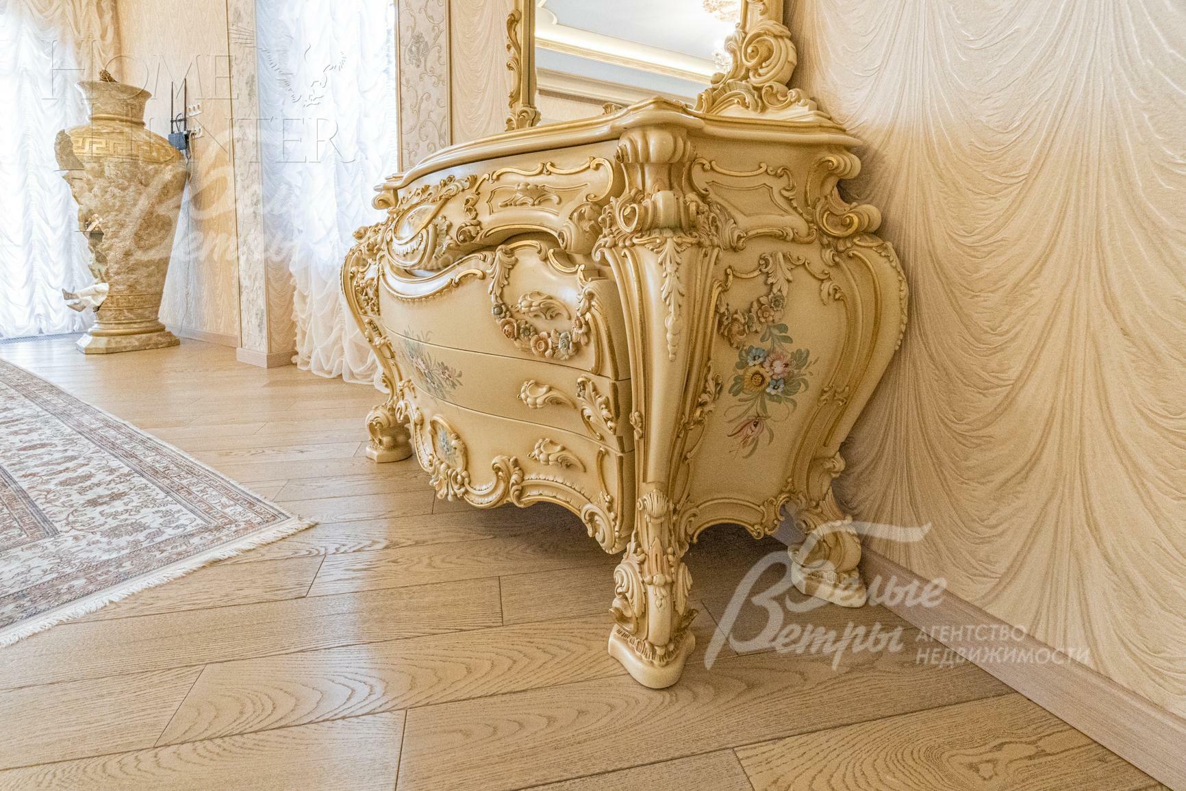 3-этажный коттедж 720 м² с отделкой