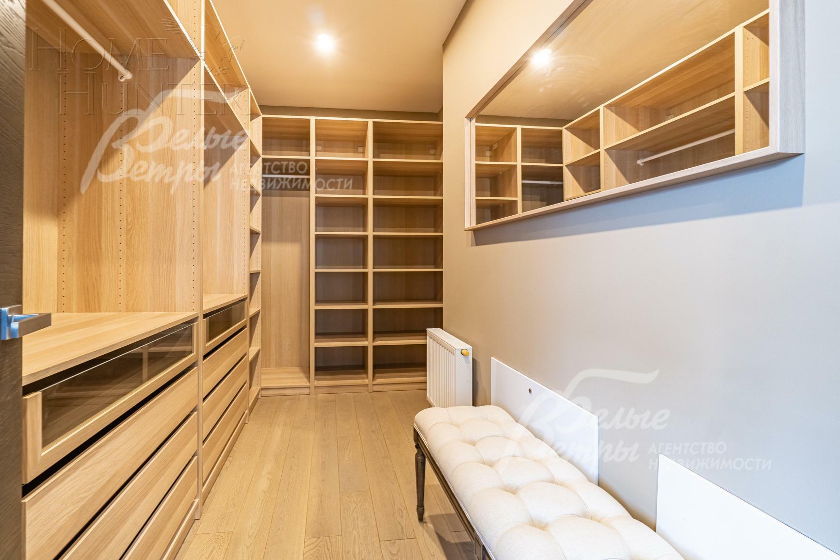 2-этажный коттедж 422.5 м² с отделкой