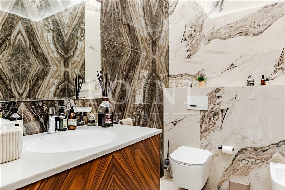 3-этажный таунхаус 410 м² с отделкой