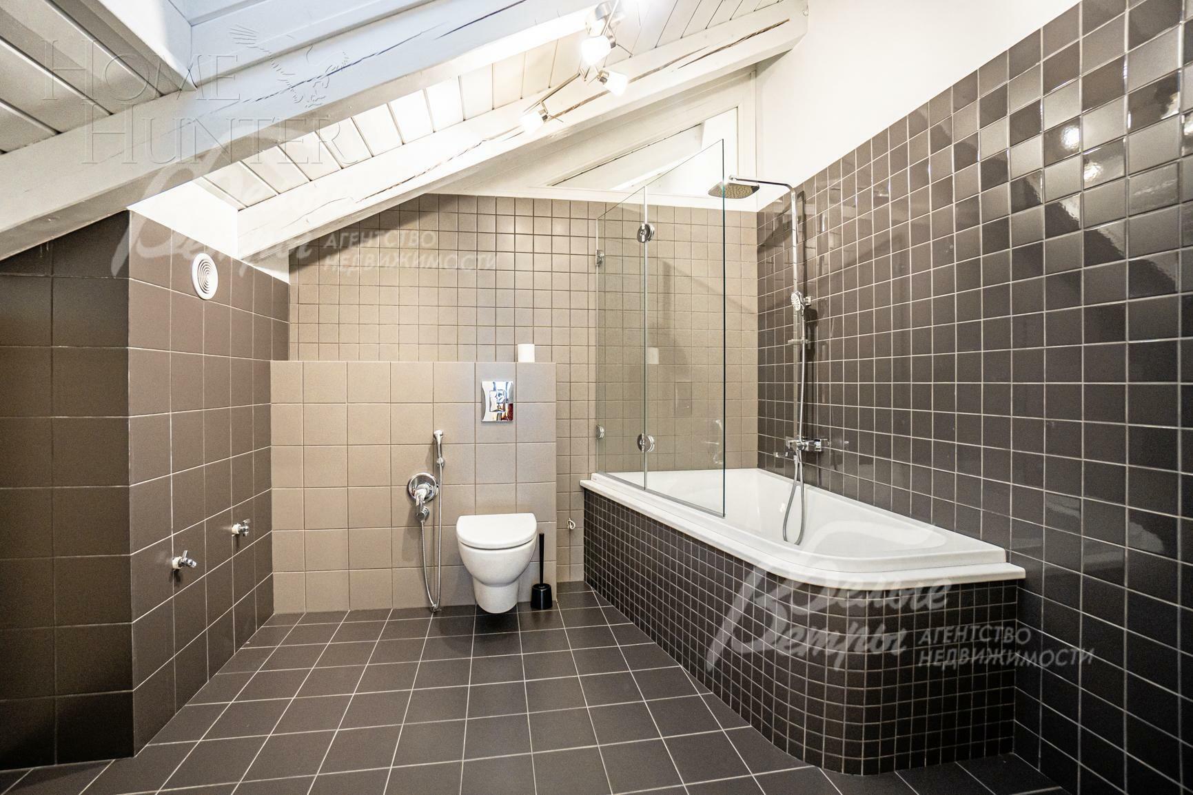 2-этажный коттедж 823 м² с отделкой