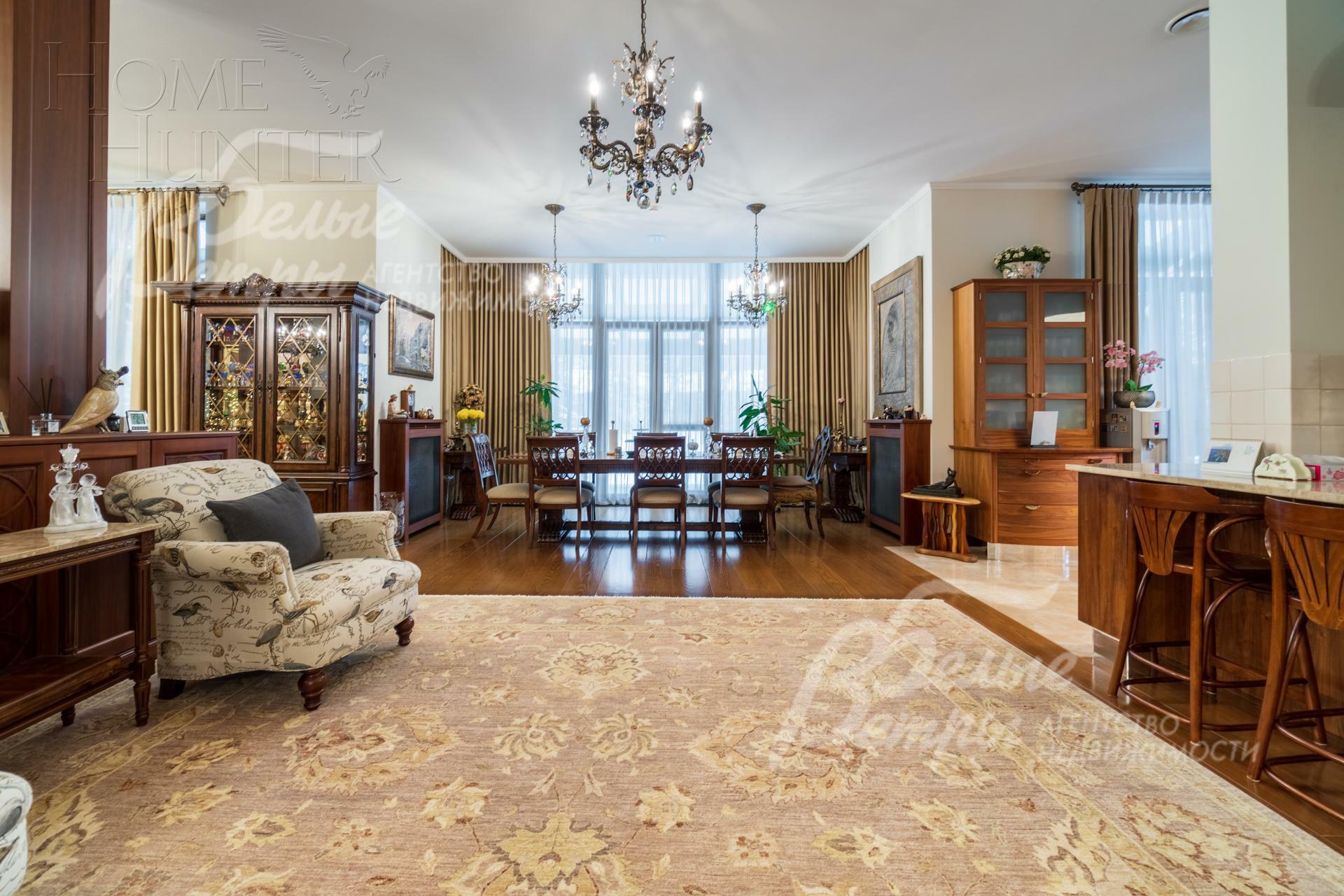 2-этажный коттедж 2 200 м² с отделкой