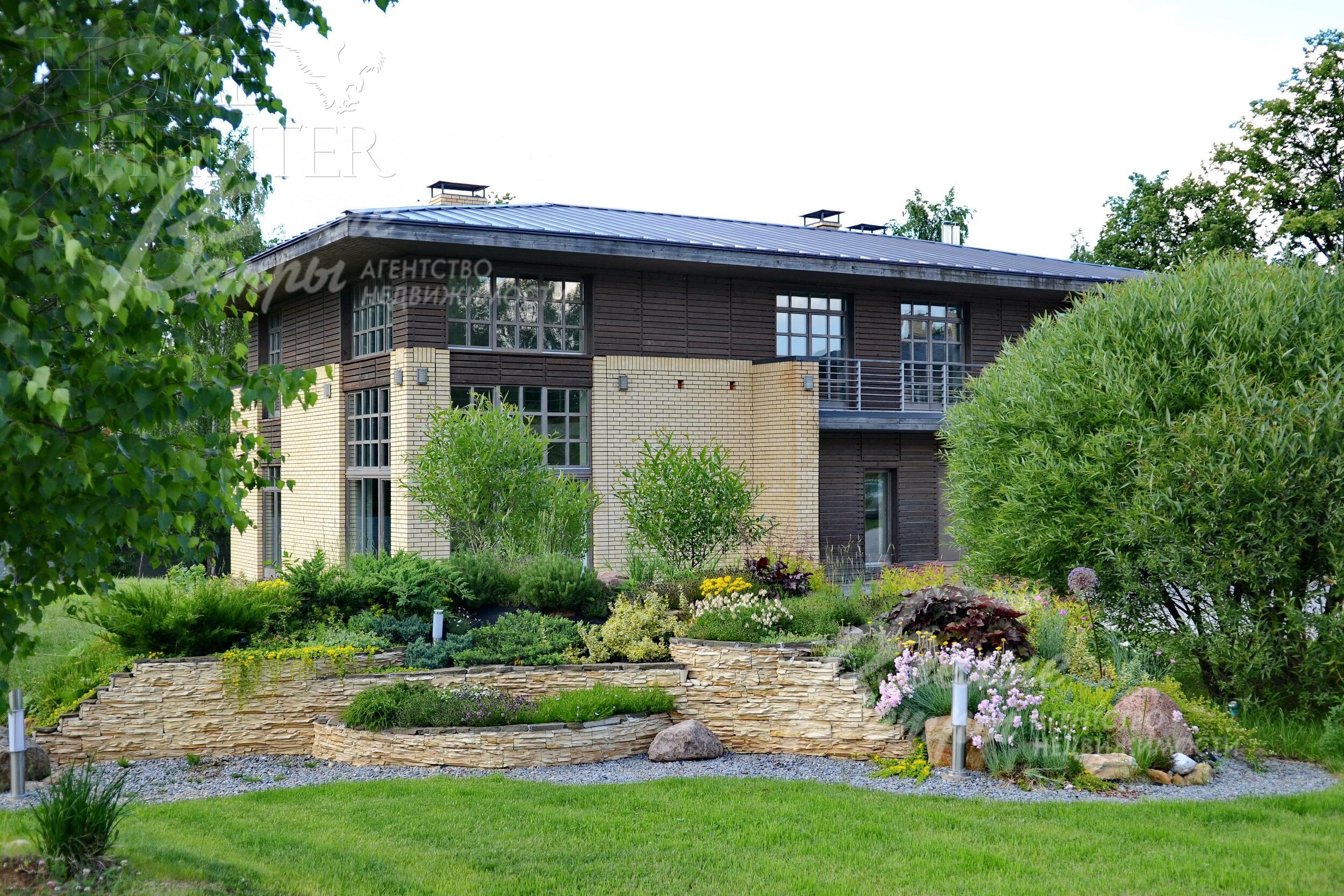 2-этажный коттедж 307 м² с отделкой