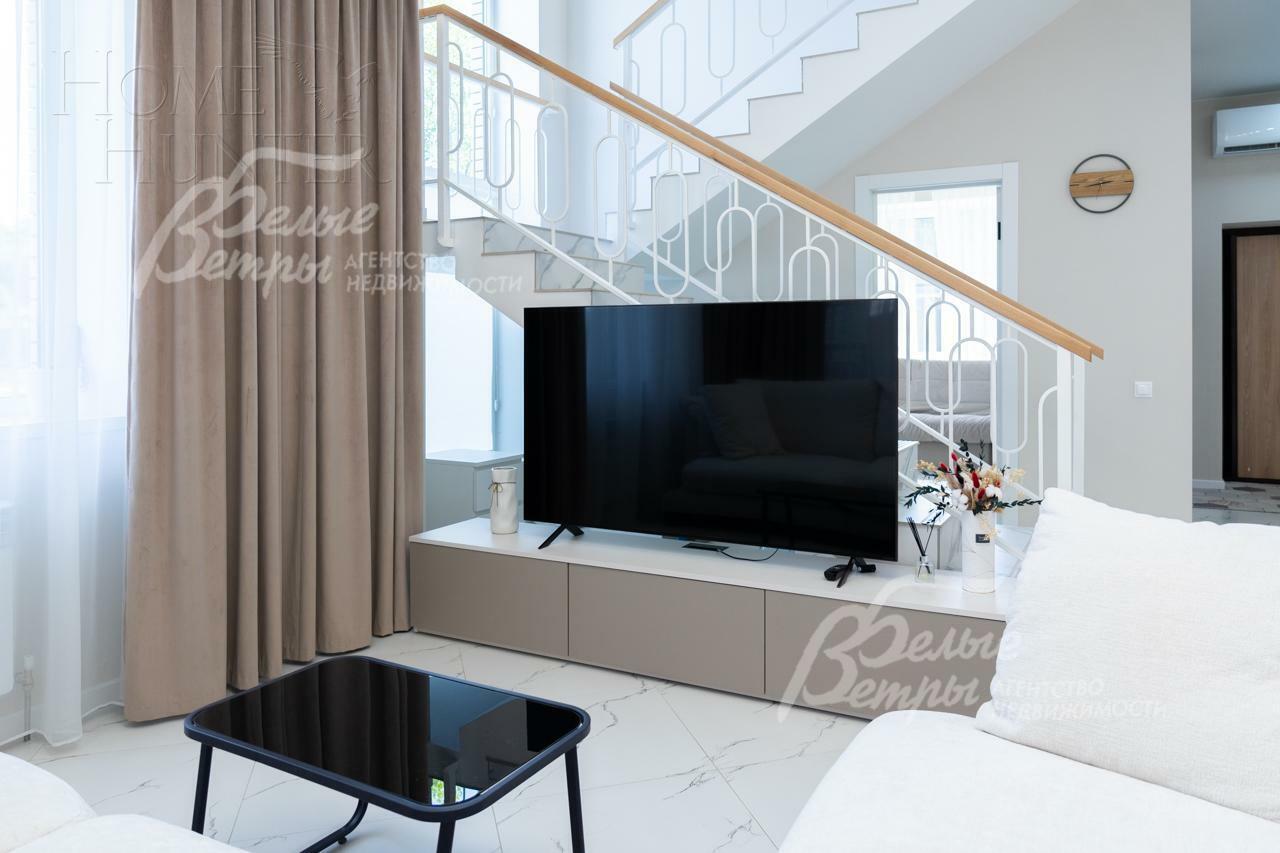 2-этажный коттедж 260 м² с отделкой