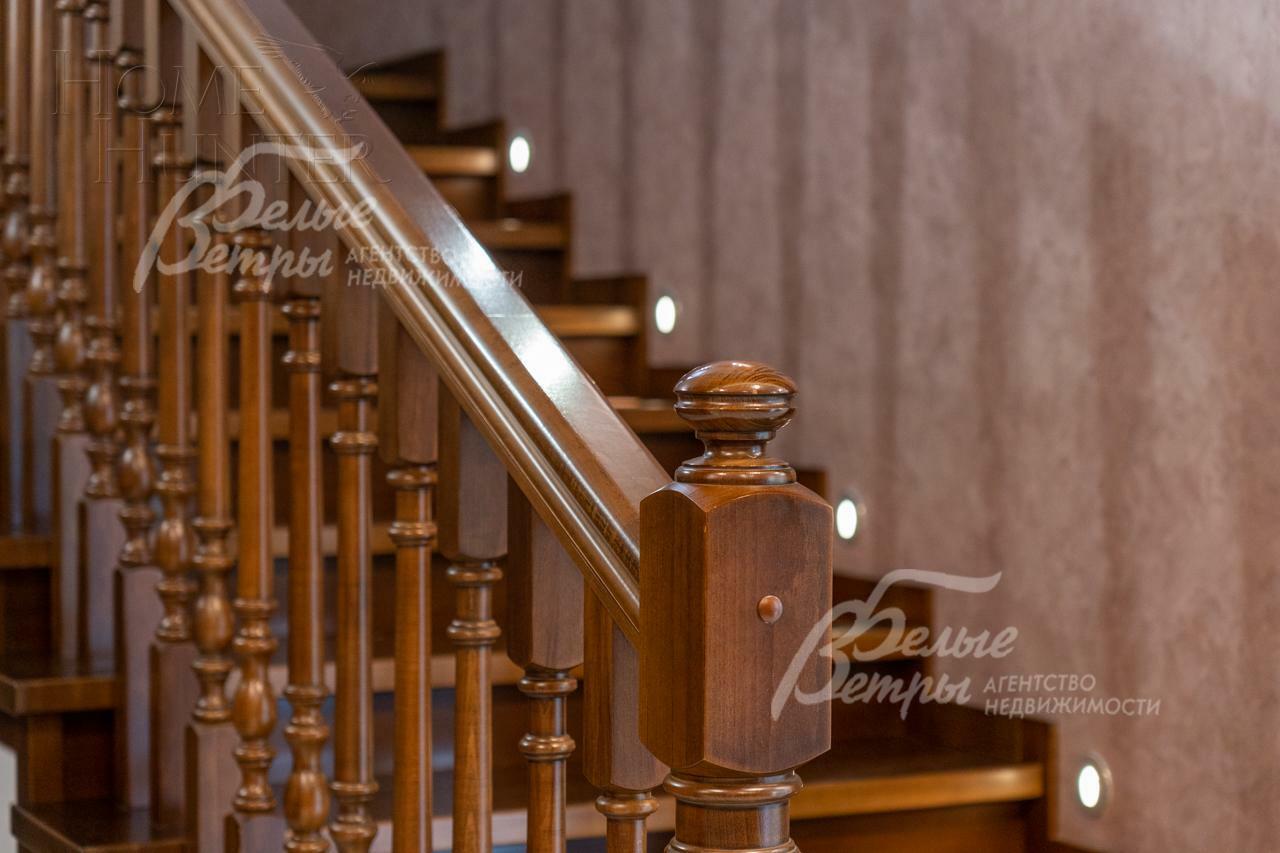 2-этажный коттедж 550 м² с отделкой