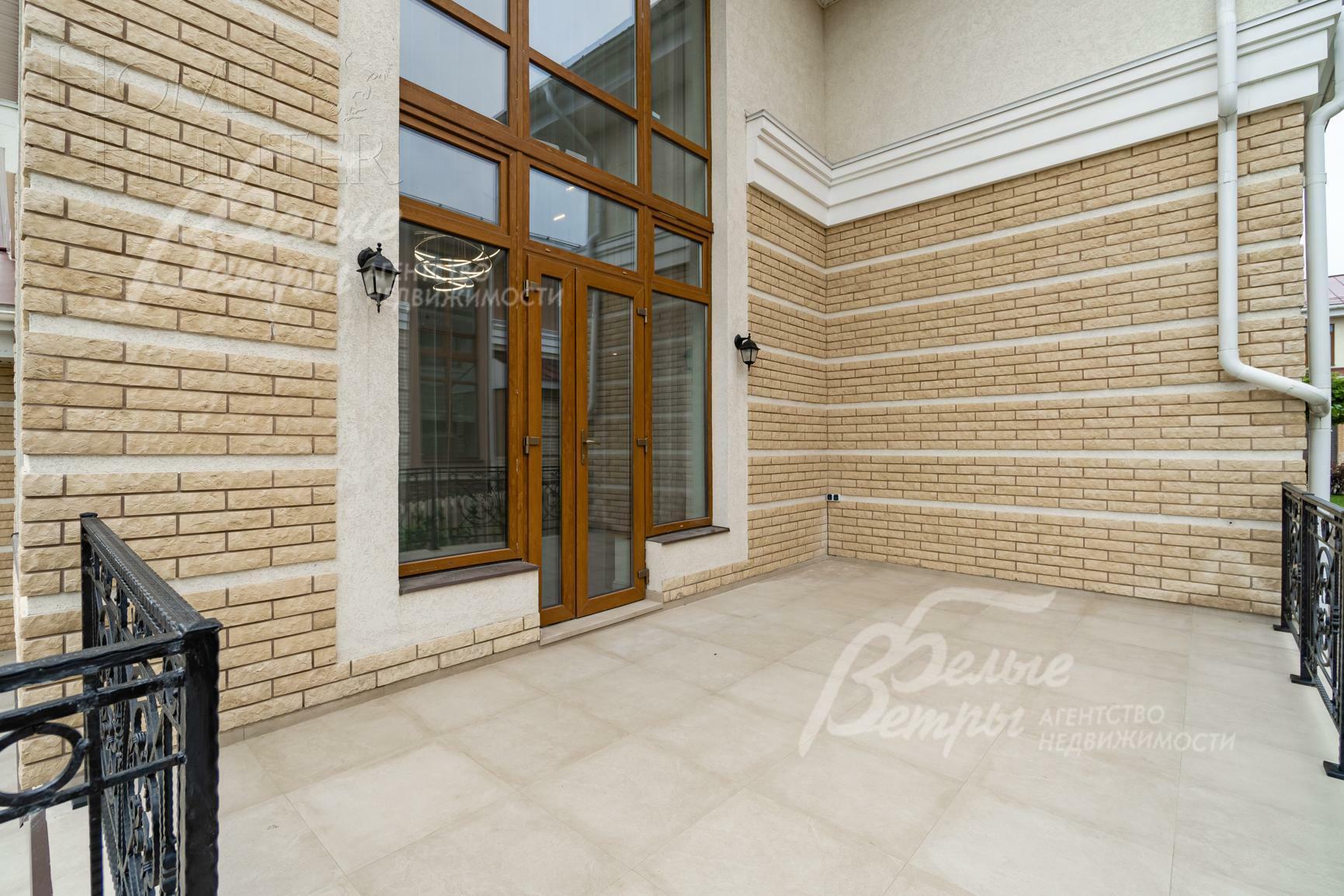 2-этажный коттедж 460 м² без отделки