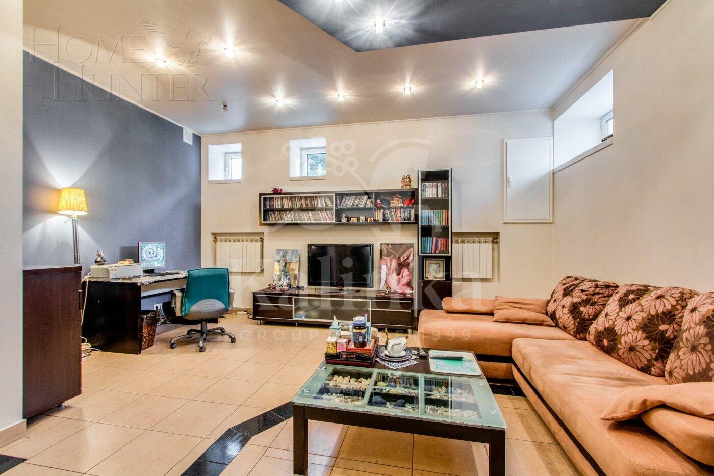 2-этажный коттедж 380 м² с отделкой