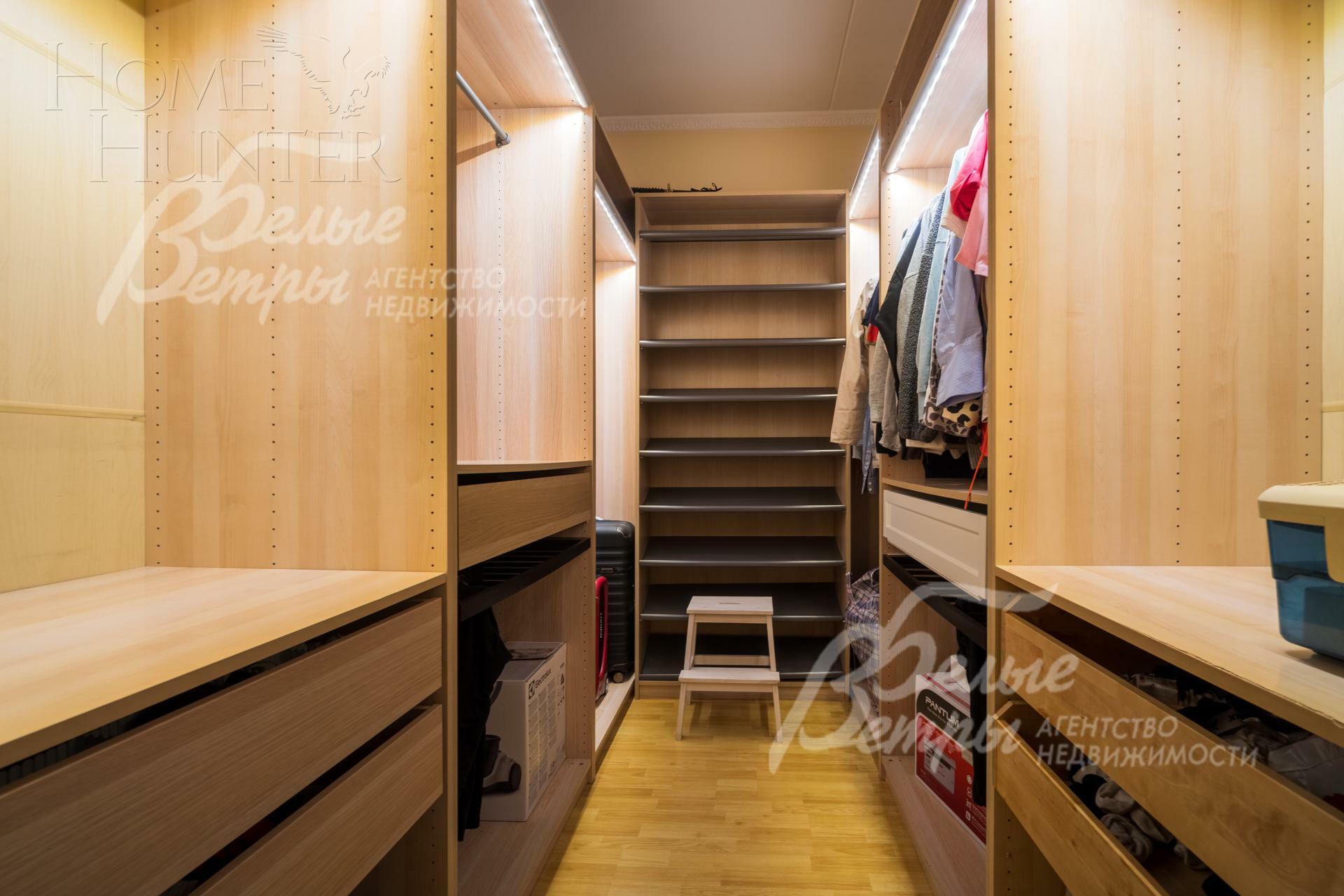 2-этажный коттедж 612 м² с отделкой