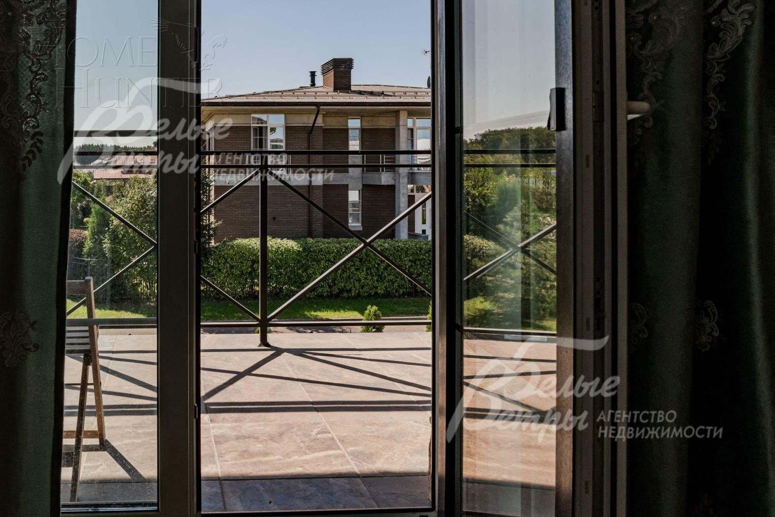 3-этажный коттедж 331 м² с отделкой