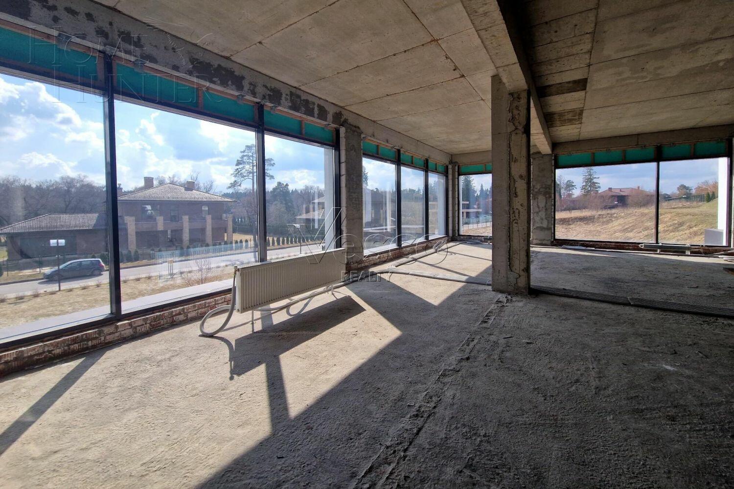 2-этажный коттедж 940 м² без отделки