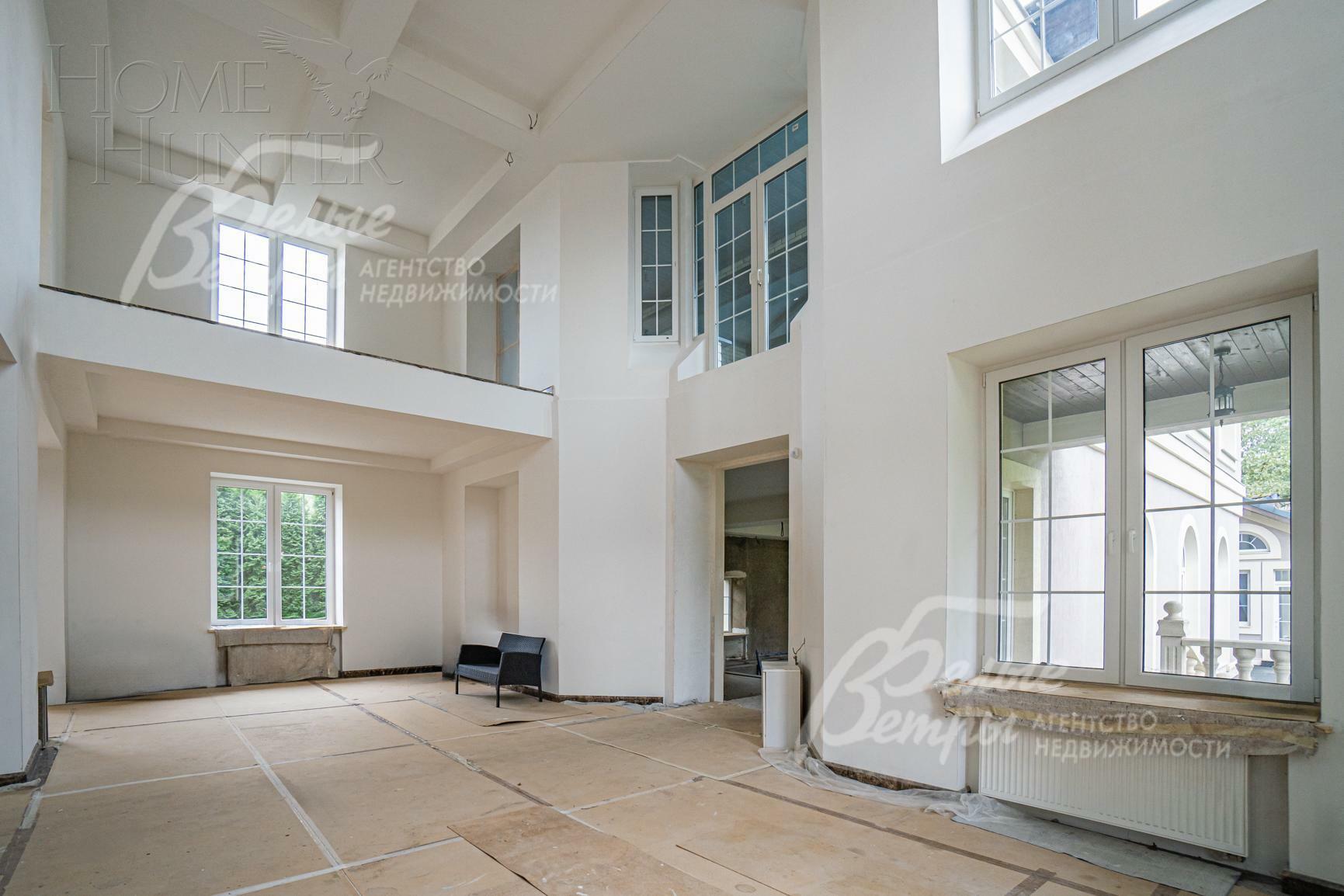 3-этажный коттедж 1 162 м² с отделкой