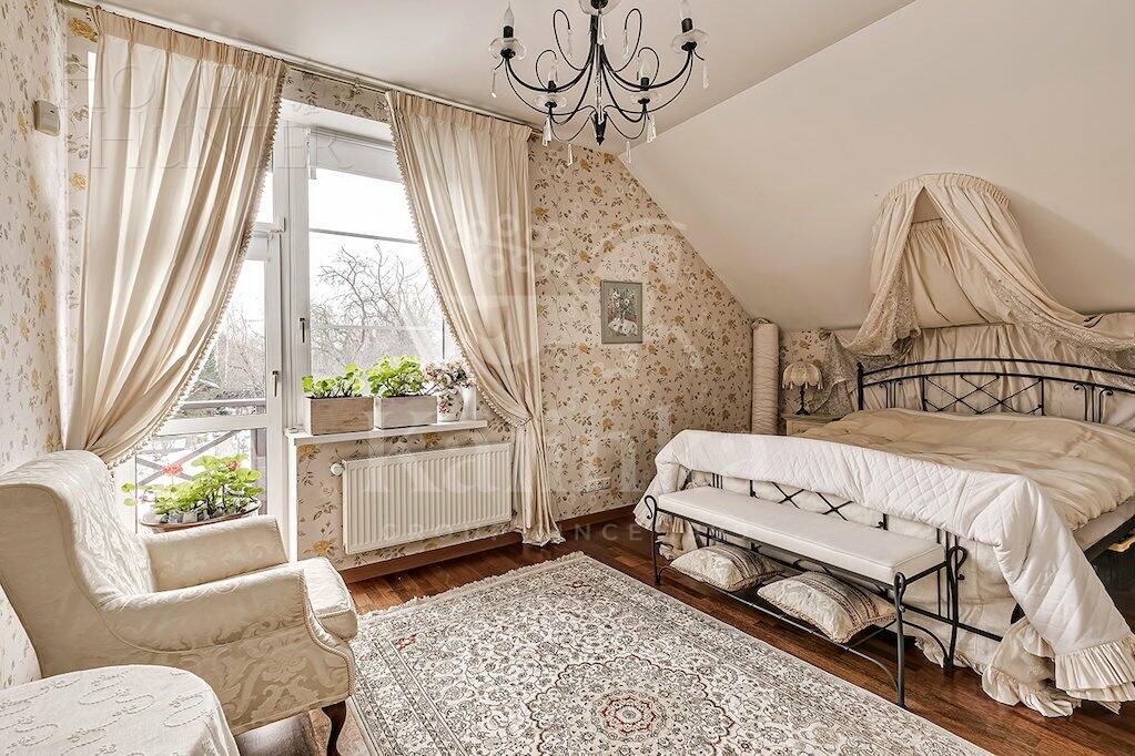 2-этажный коттедж 320 м² с отделкой