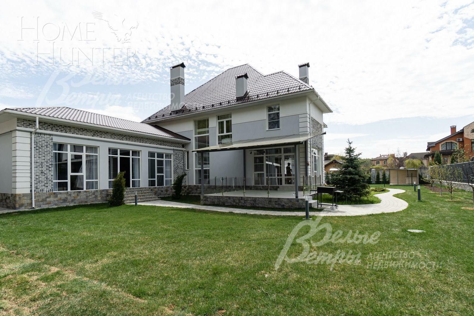 3-этажный коттедж 535 м² с отделкой