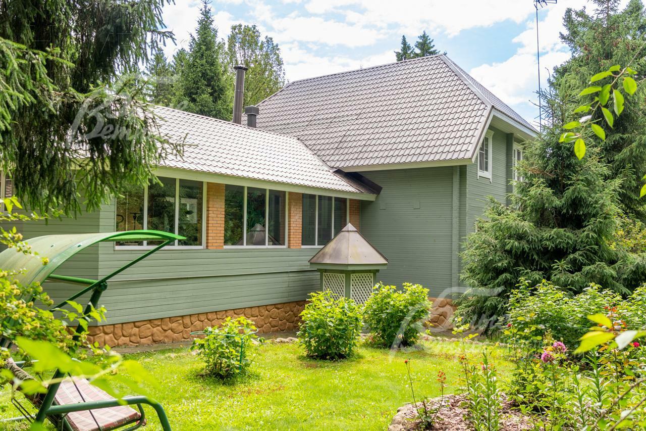 2-этажный коттедж 520 м² с отделкой