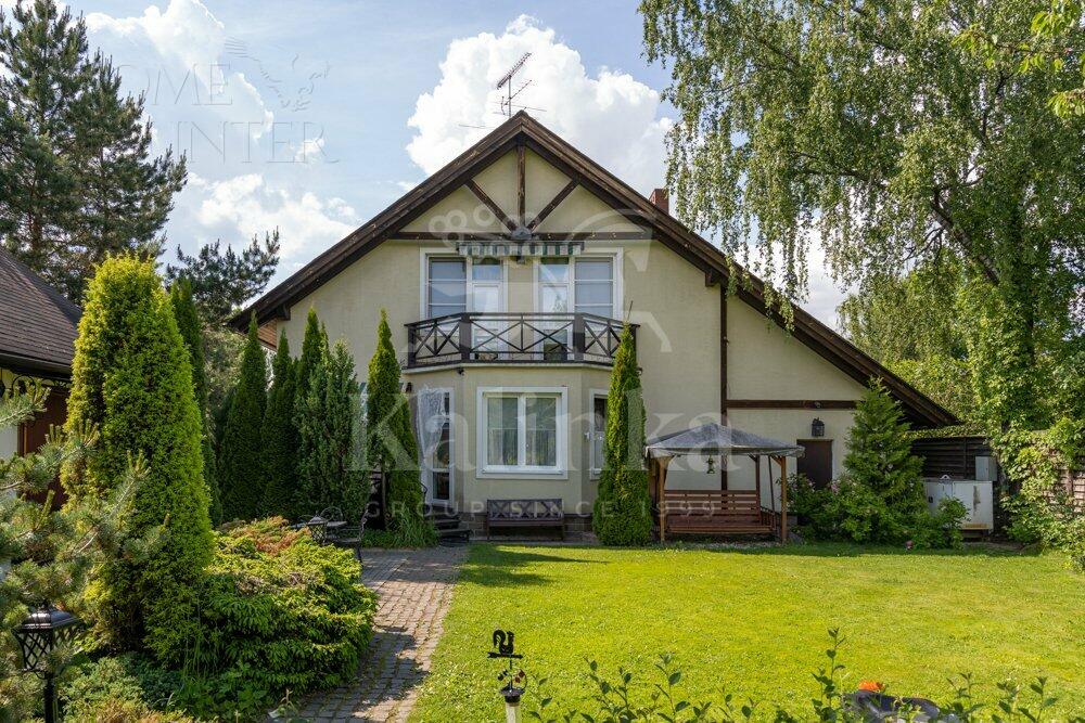 2-этажный коттедж 320 м² с отделкой