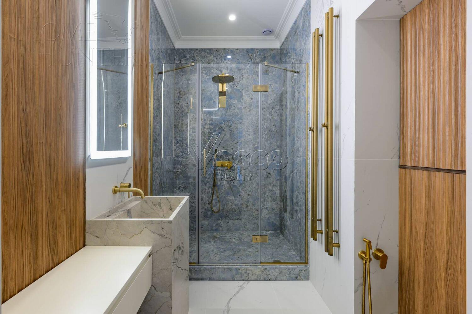 4-КОМН. КВАРТИРА С ОТДЕЛКОЙ 189 М² НА 4 ЭТАЖЕ