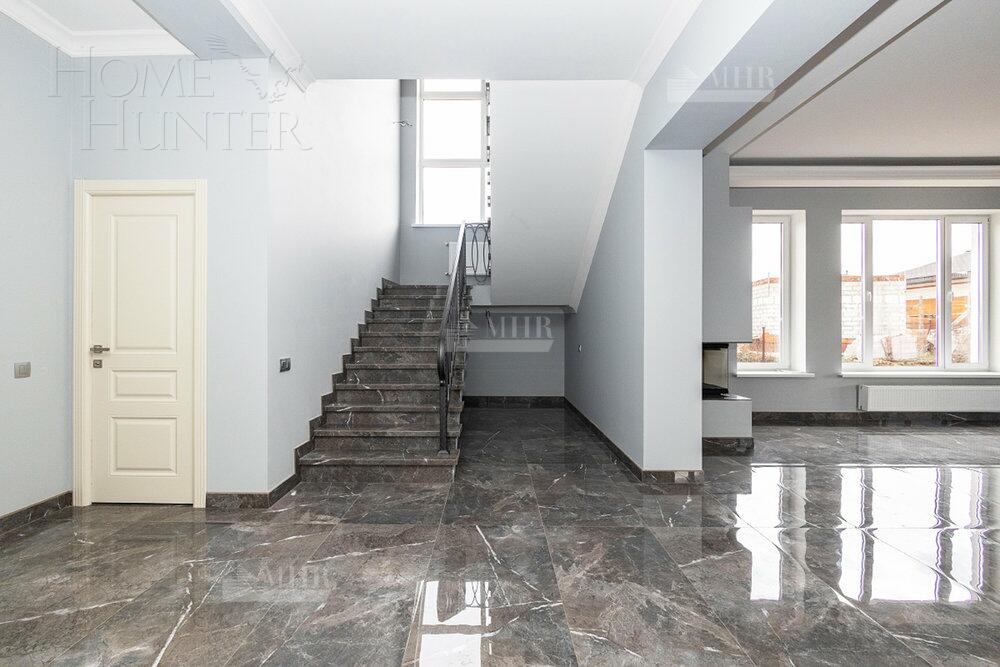 2-этажный коттедж 307 м² с отделкой