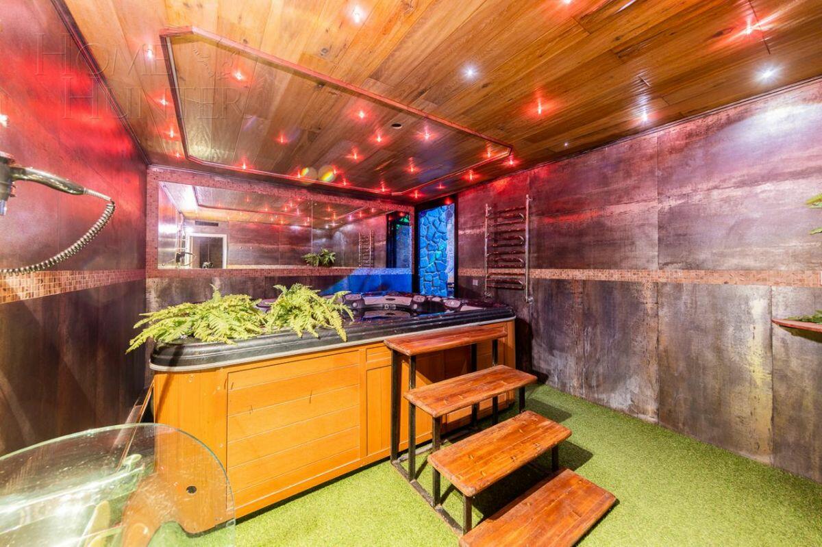 6-этажный коттедж 1 200 м² с отделкой