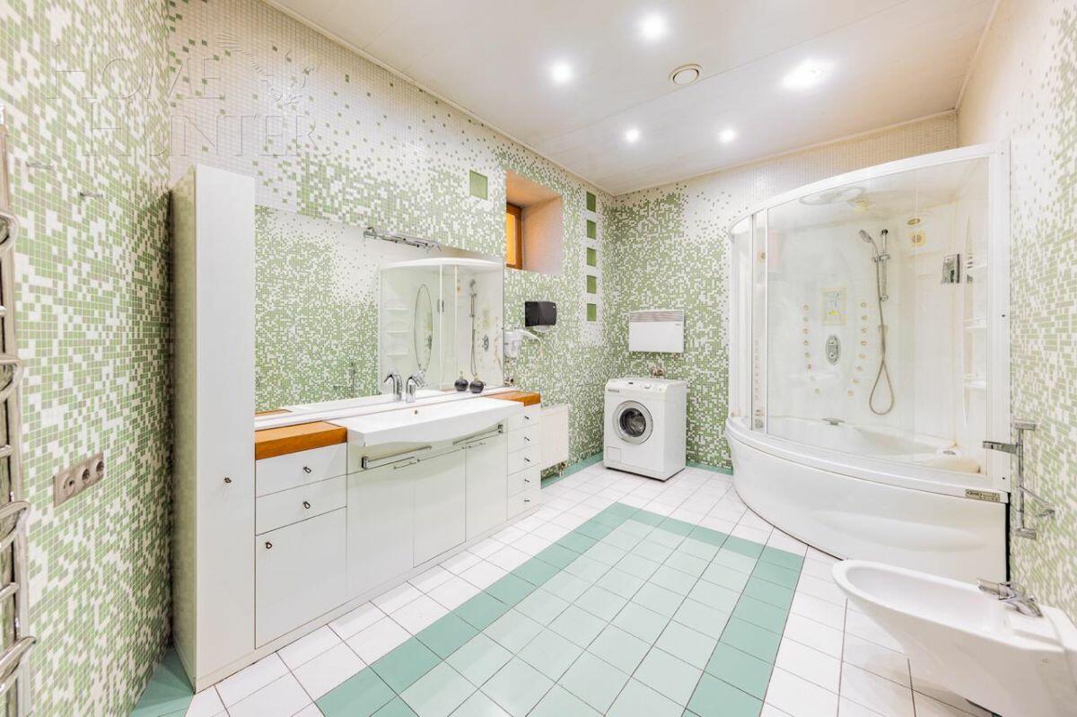 6-этажный коттедж 1 200 м² с отделкой