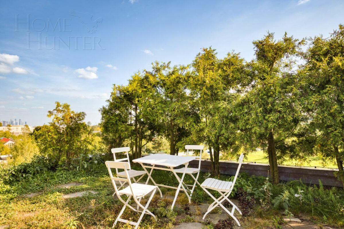 6-этажный коттедж 1 200 м² с отделкой