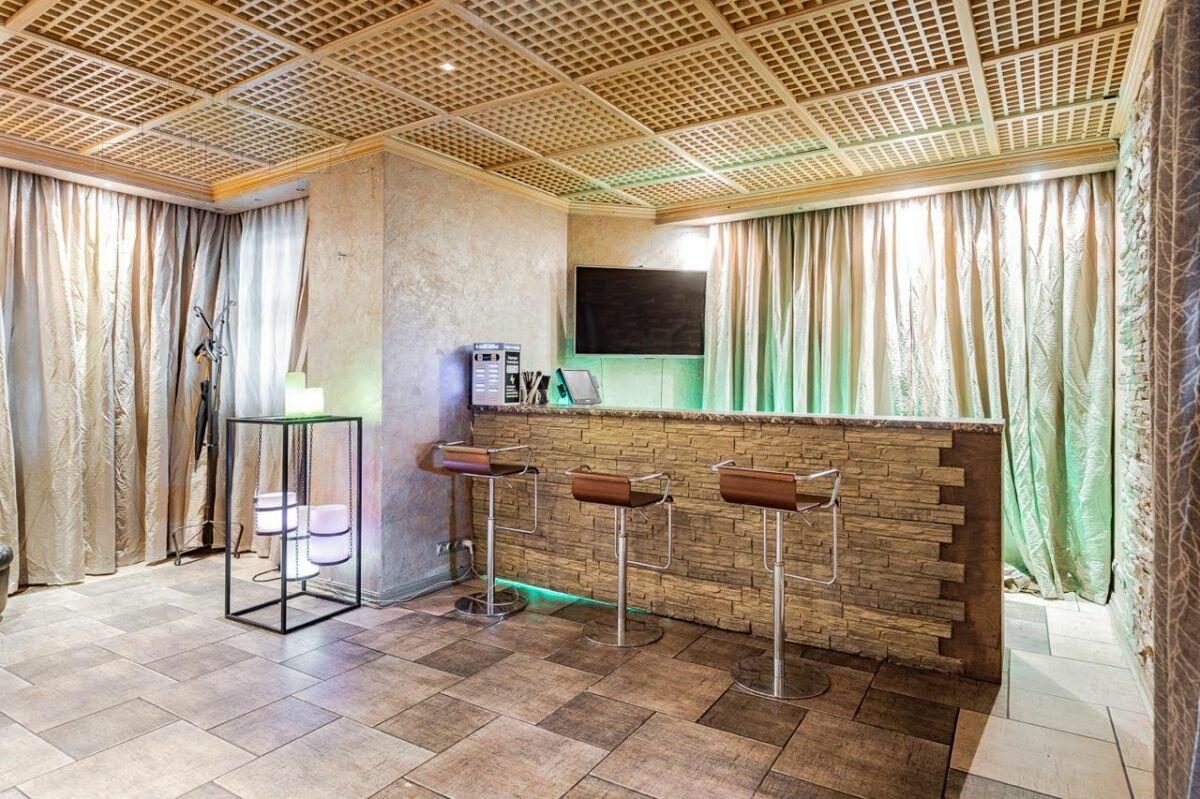 6-этажный коттедж 1 200 м² с отделкой