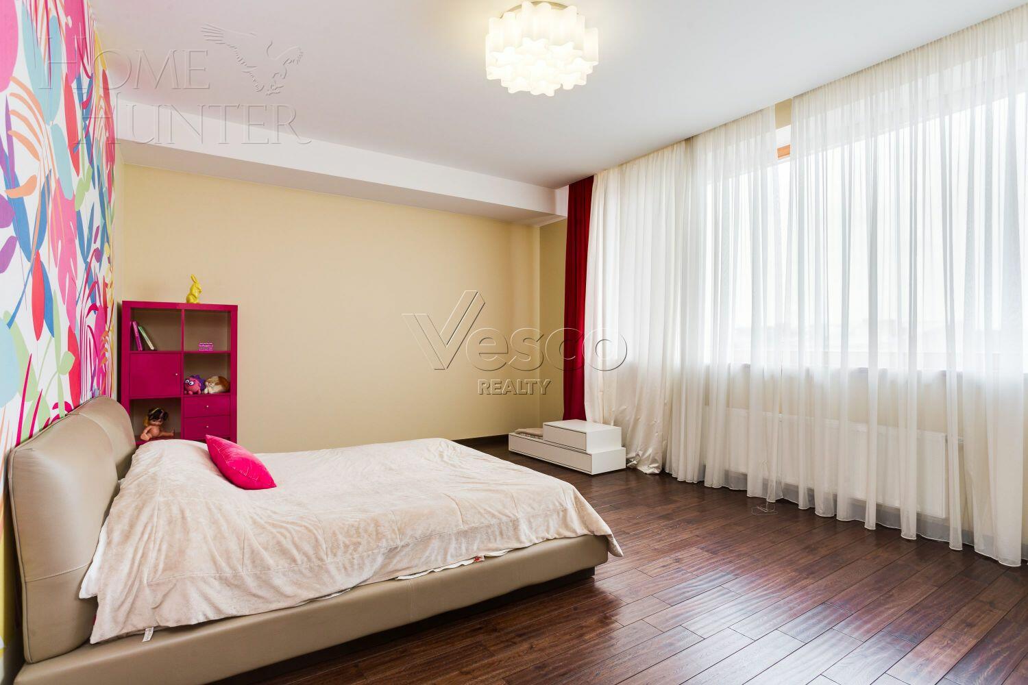 2-этажный коттедж 650 м² с отделкой