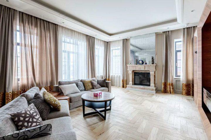 2-этажный коттедж 373 м² с отделкой