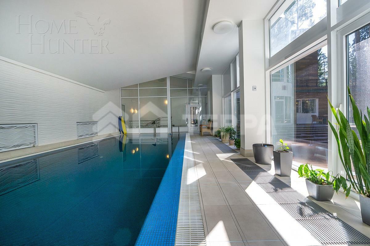 2-этажный коттедж 1 328 м² с отделкой