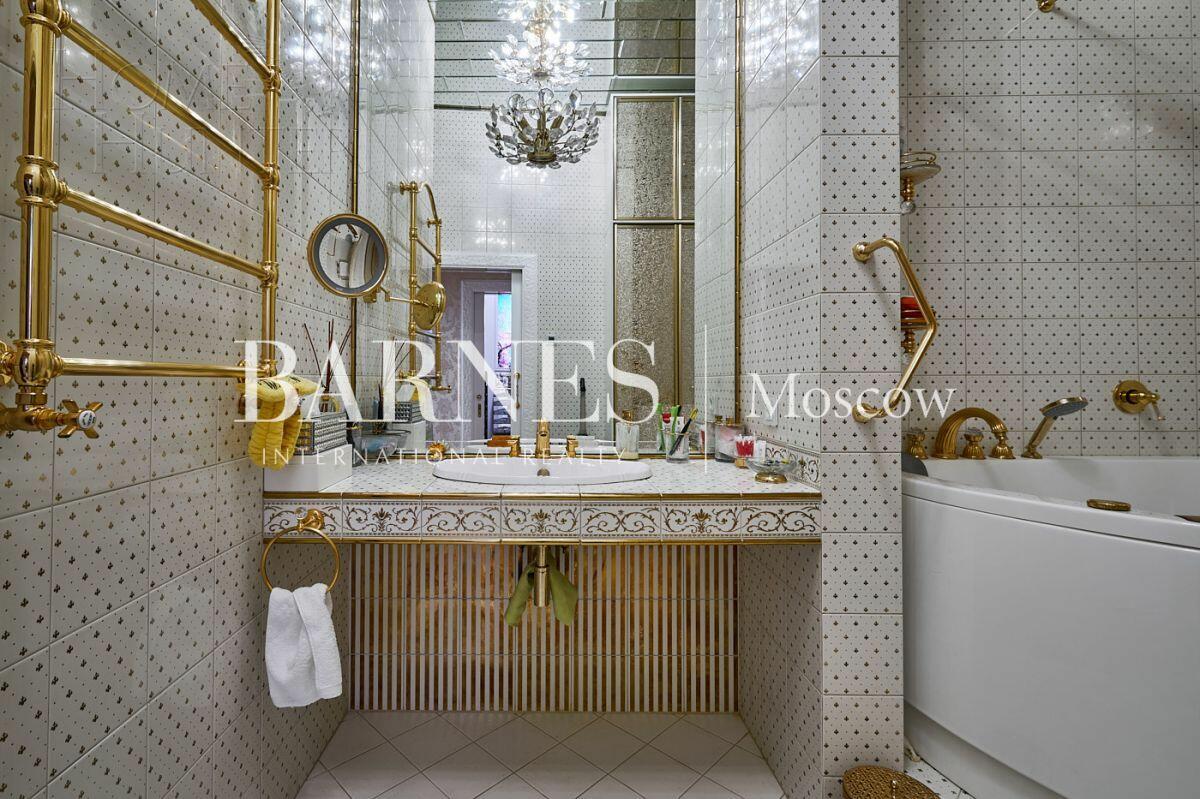 3-КОМН. КВАРТИРА С ОТДЕЛКОЙ 127 М² НА 9 ЭТАЖЕ