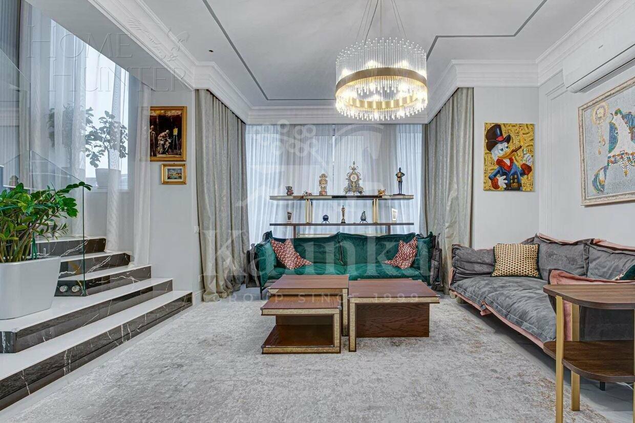 2-этажный коттедж 275 м² с отделкой