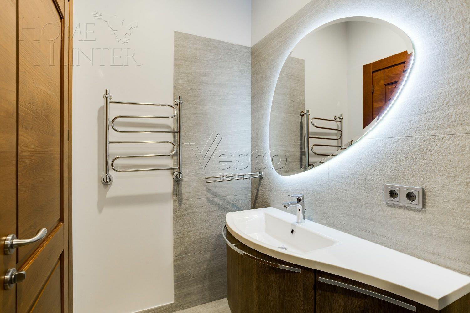 2-этажный коттедж 650 м² с отделкой