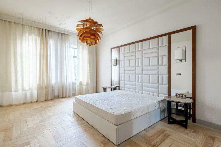 2-этажный коттедж 373 м² с отделкой