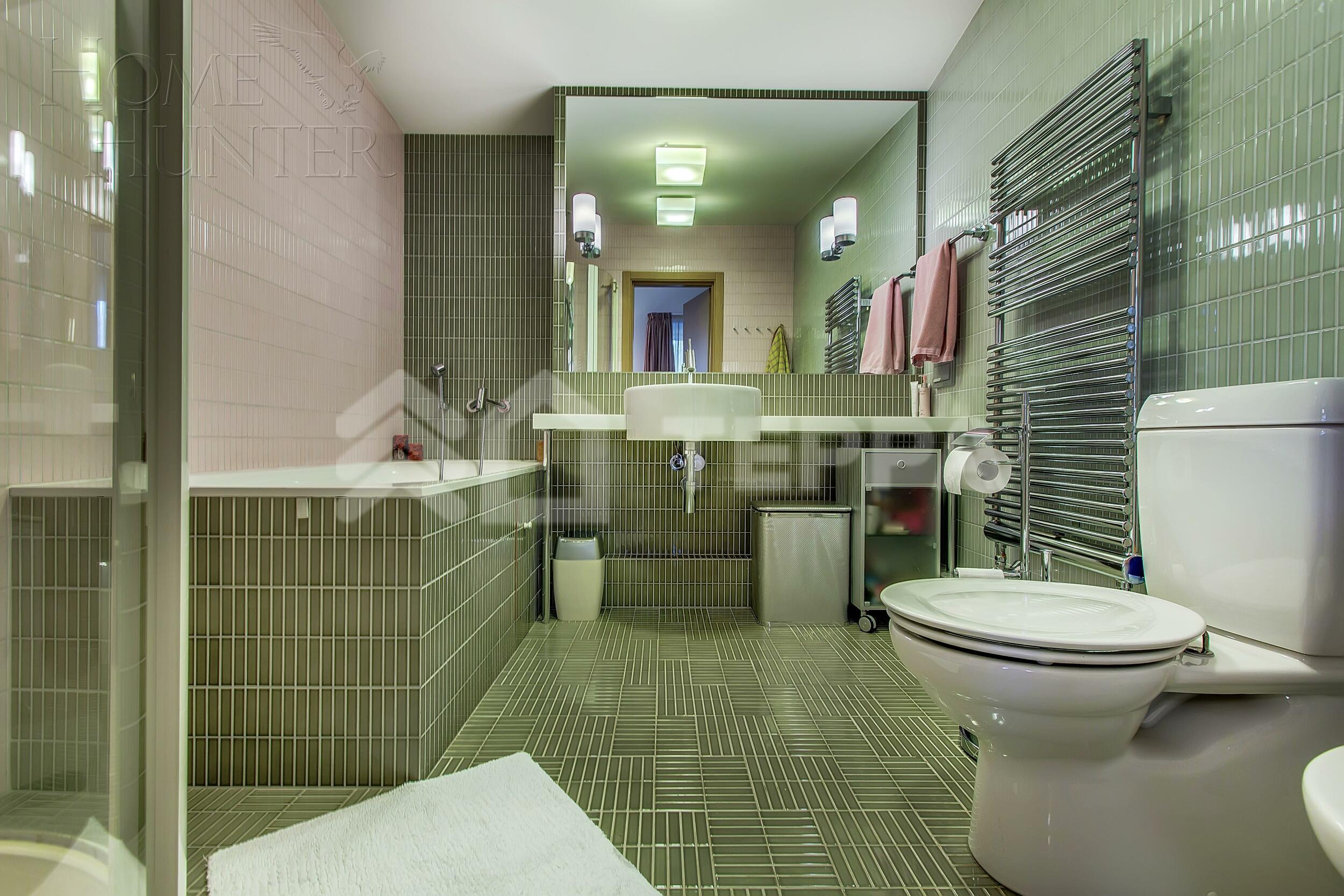 2-этажный коттедж 1 328 м² с отделкой