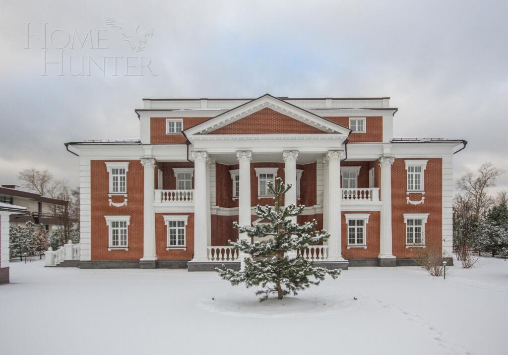 2-этажный коттедж 1 318.43 м² с отделкой