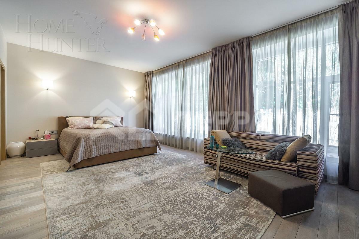 2-этажный коттедж 1 328 м² с отделкой