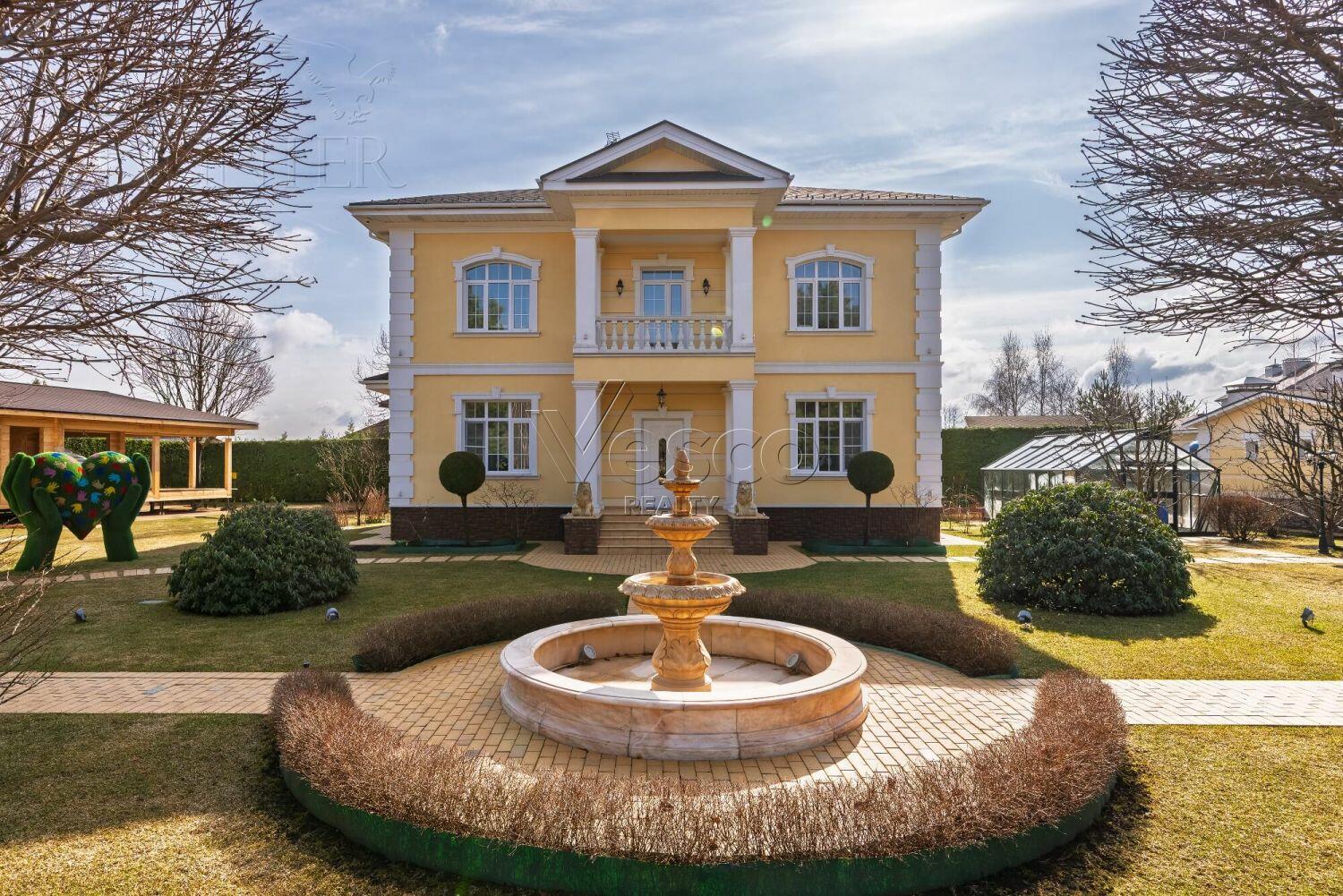 2-этажный коттедж 450 м² с отделкой